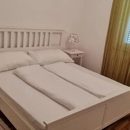 דירה Casa Emilio With Pool