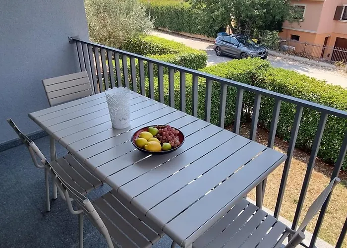 Casa Emilio With Pool Apartment